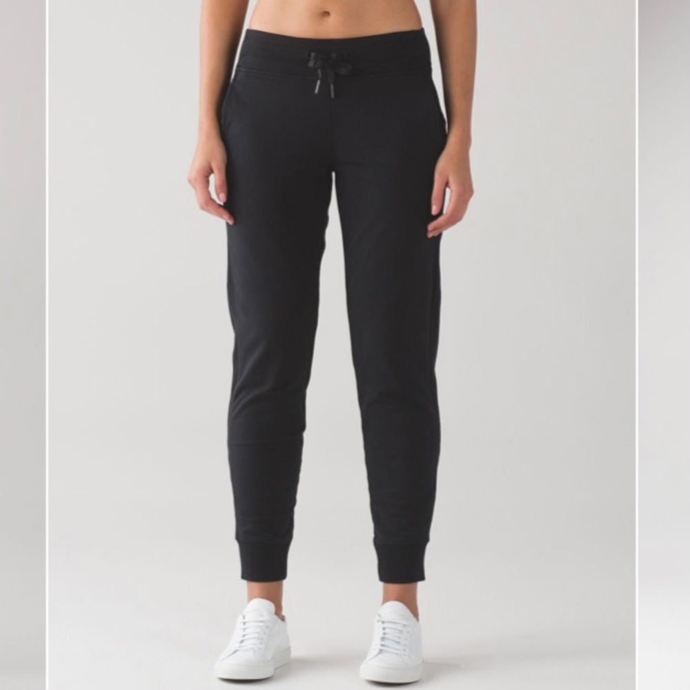 Lululemon Fleece Please Jogger Sweatpants Black 6